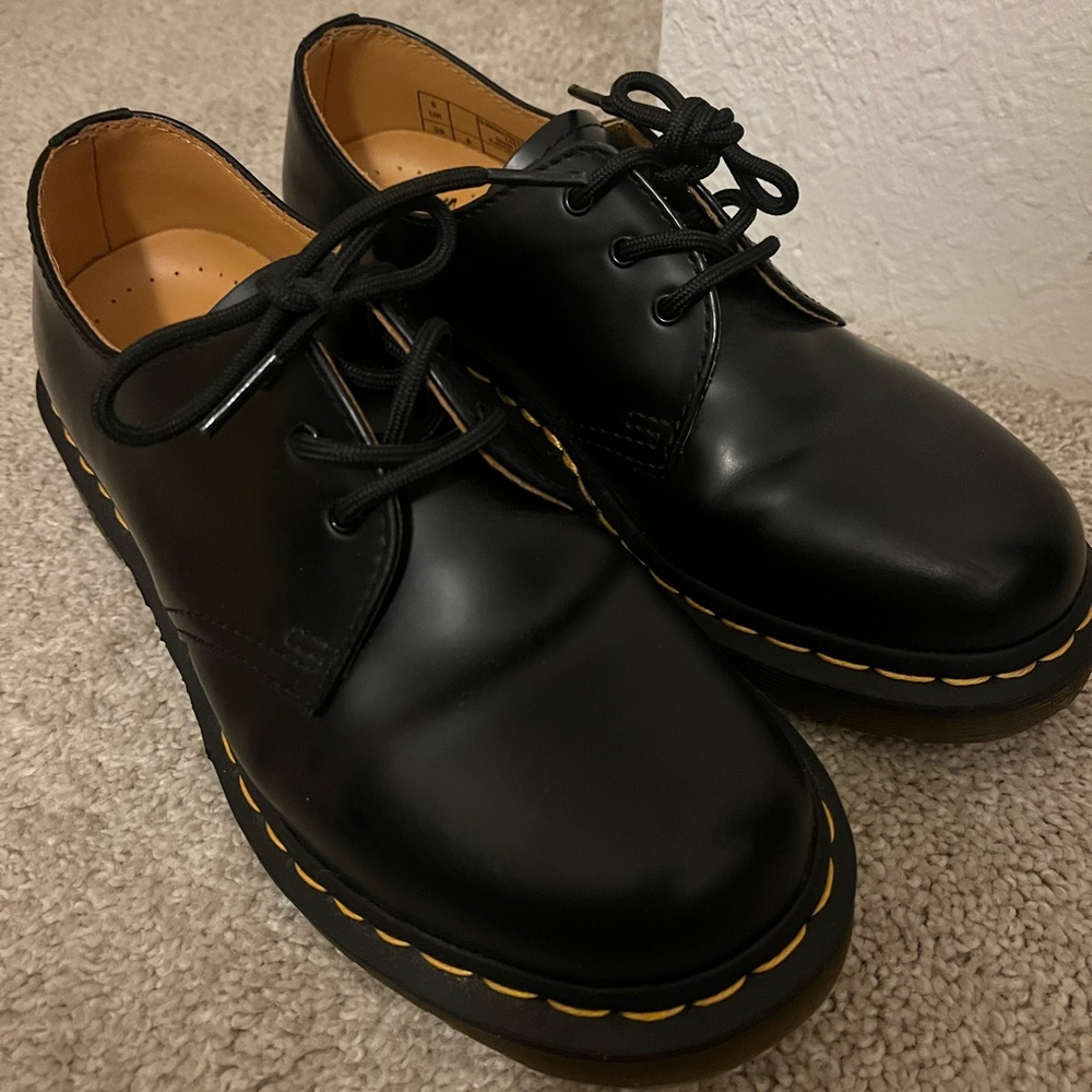 Dr. Martens 1461 Women’s size 8